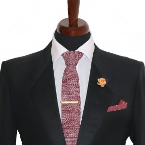 Ponožková kravata? Elegantný a kvalitný štýl pre muža, ktorý sa chce odlíšiť.